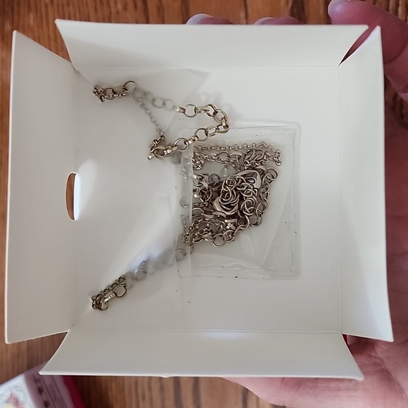 Betsey Johnson Vintage Bling Skull and Glitter Flower Double Stranded Necklace - Picture 2 of 3